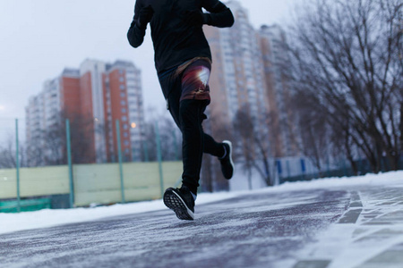 波斯特中场采访一脸懵逼：我不知道为什么我会在这接受采访….